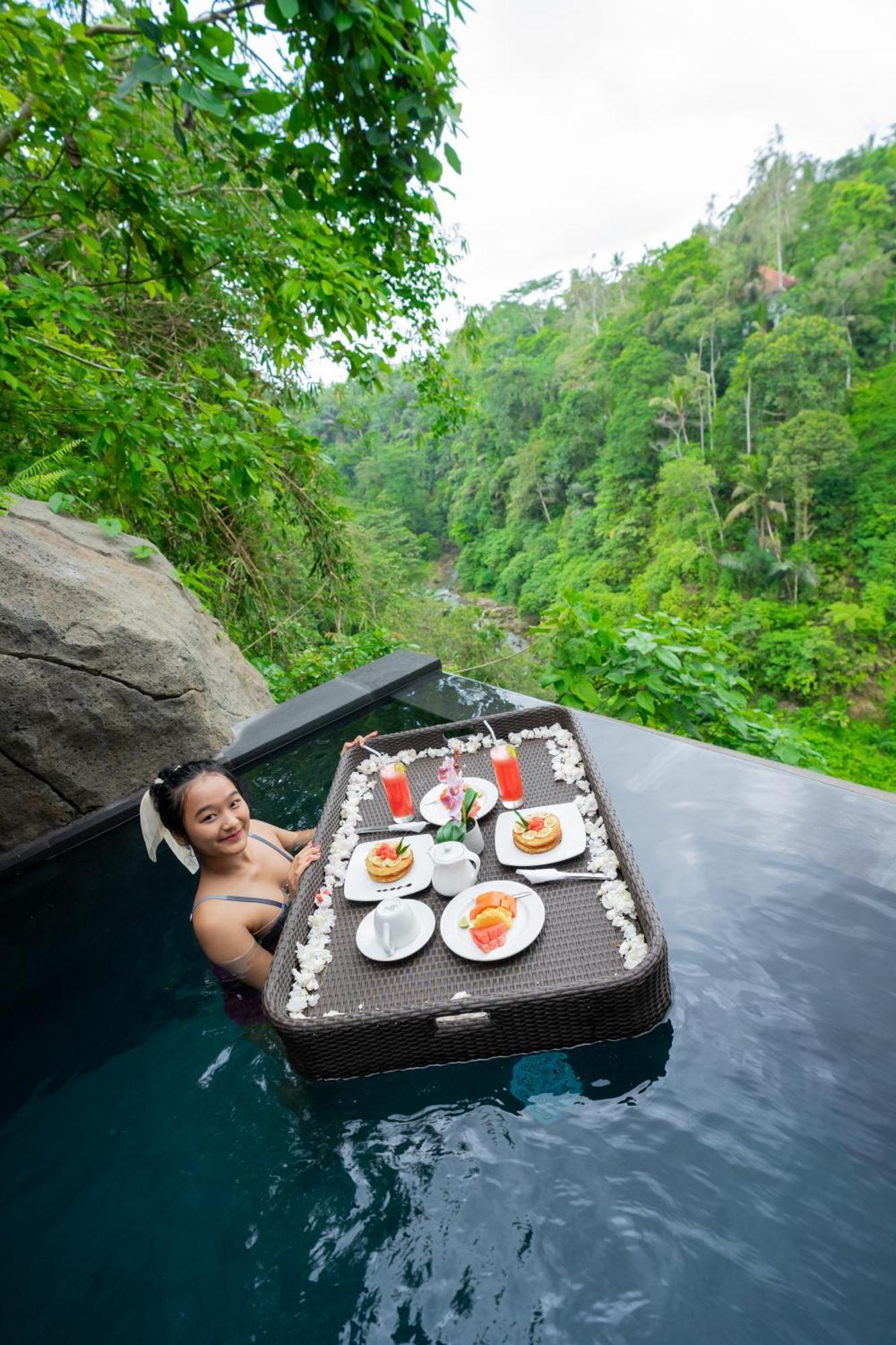 Ubud Paras Villa Extérieur photo